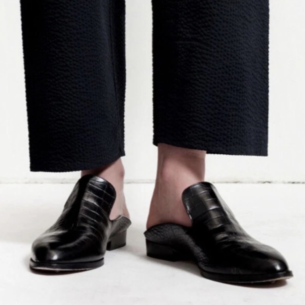 Robert Clergerie Black Croc Embossed Mules Size 38/7.5US